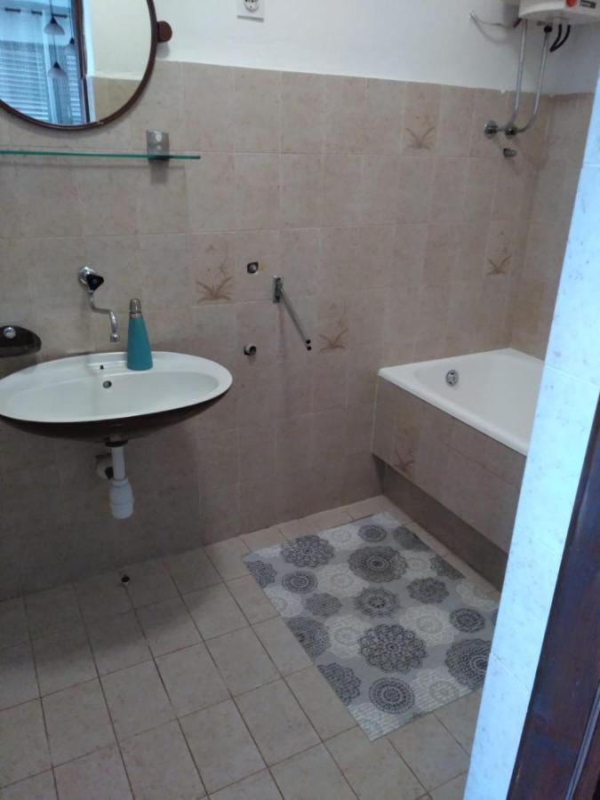 Apartman Frketic Жаборич Екстериор снимка