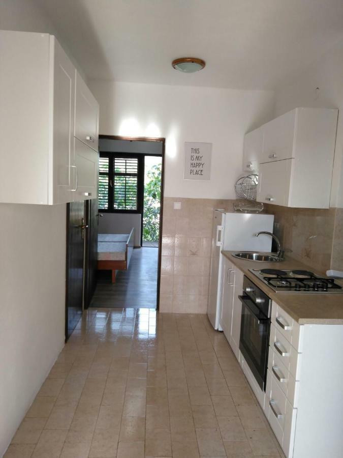 Apartman Frketic Жаборич Екстериор снимка